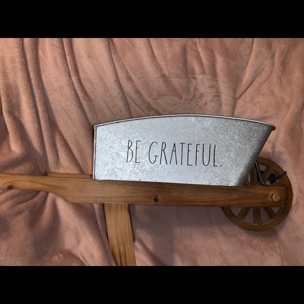 Rae Dunn “Be grateful” decorative wheel barrow